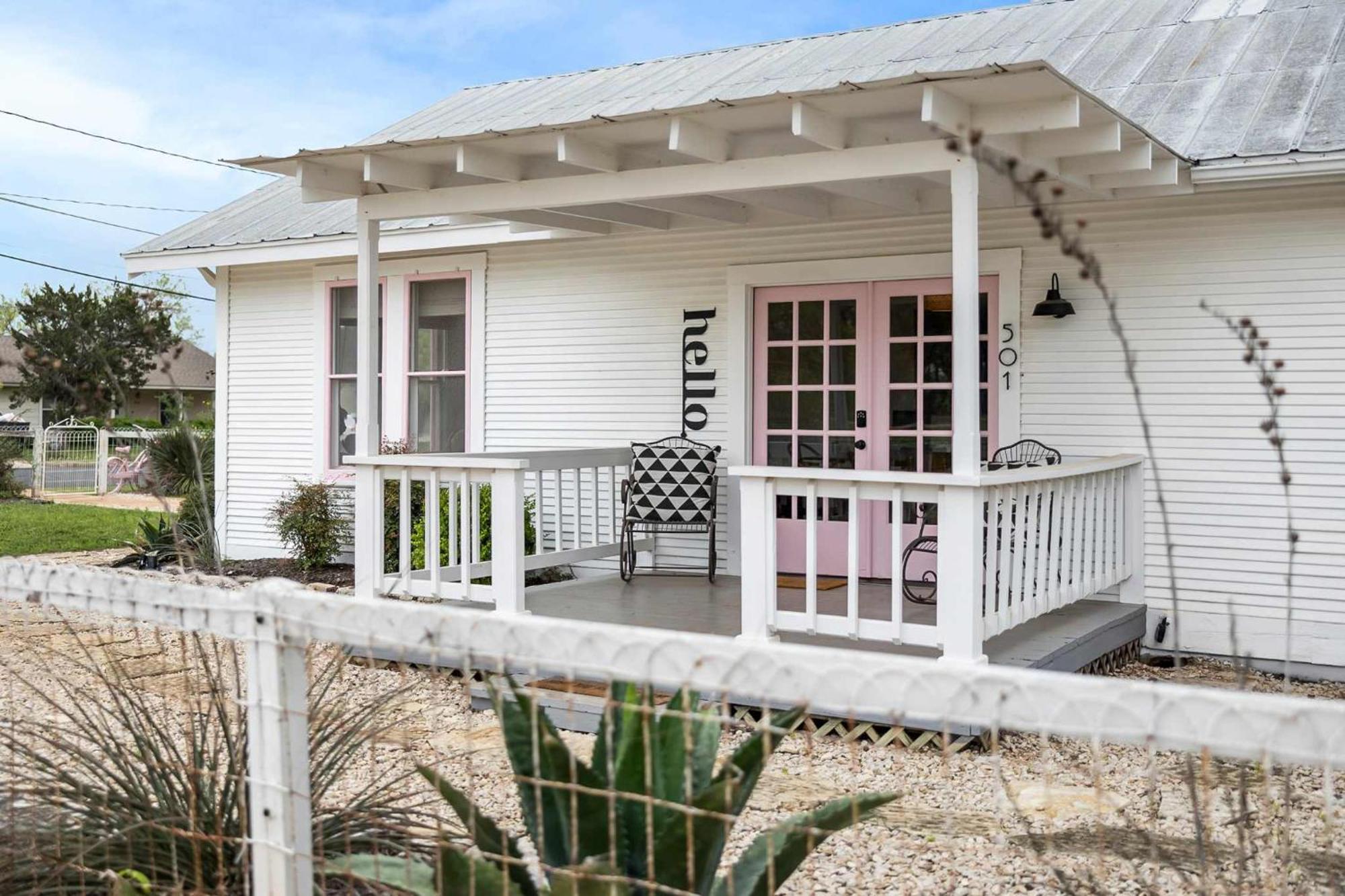 Pink Duchess - Mins To Main Hot Tub & Fire Pit Villa Fredericksburg Luaran gambar